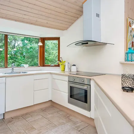 Prázdninový dům 6 Person In *